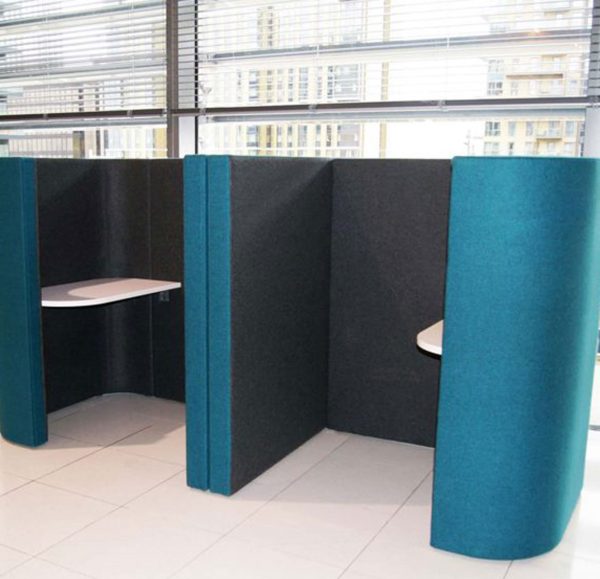 Dennis Study Booth